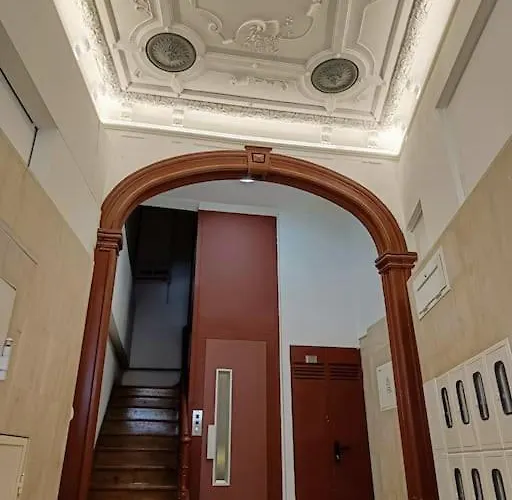 Casa Flores 4br + Office Space And A/c アパート *