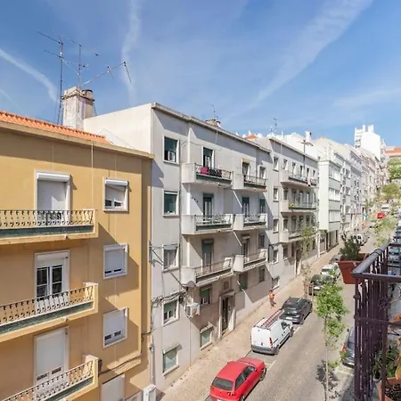 Casa Flores 4br + Office Space And A/c Appartement *