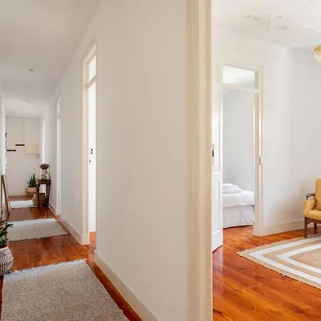 Casa Flores 4br + Office Space And A/c Appartement