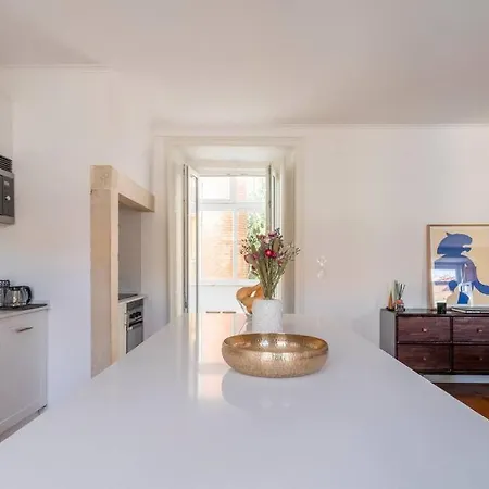 Casa Flores 4br + Office Space And A/c *