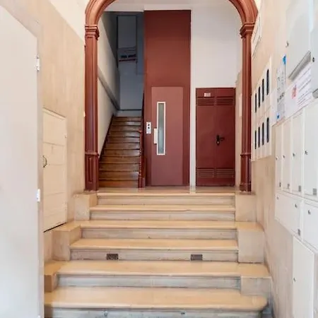 Apartamento Casa Flores 4br + Office Space And A/c *