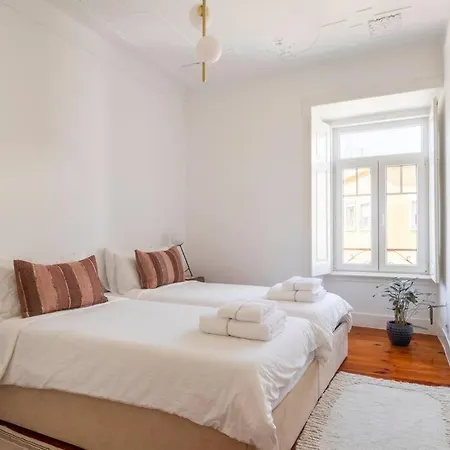 Apartamento Casa Flores 4br + Office Space And A/c *